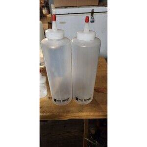 2 San Jamar P8024 24oz Clear Squeeze Bottles w/ Lids – New Restaurant Supply